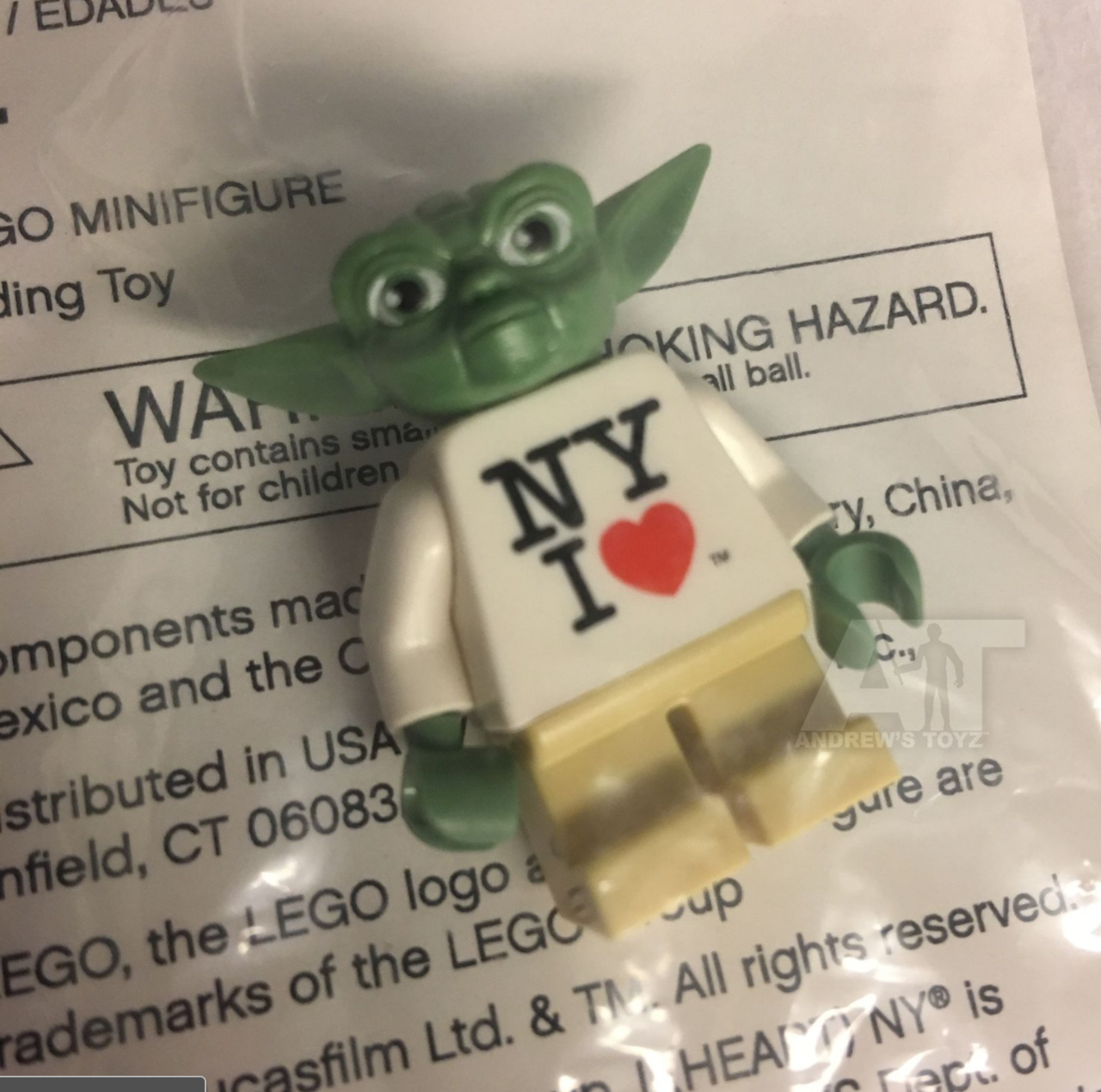 LEGO Star Wars NY I Love Yoda Minifigure