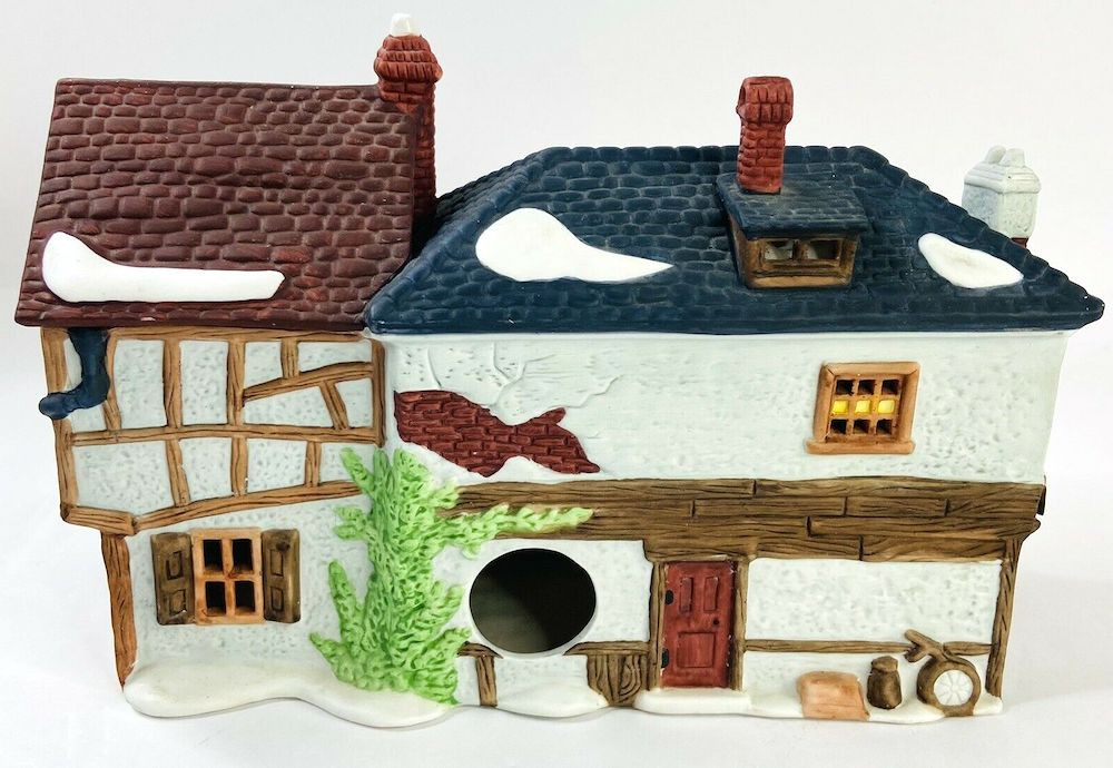 THE OLD CURIOSITY Shop # 59056 DEPT 56 RETIRED DICKENS VILLAGE