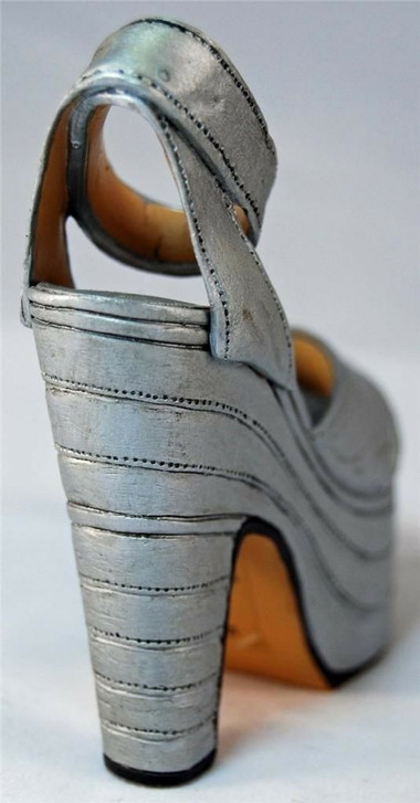 Just the right shoe christmas collection