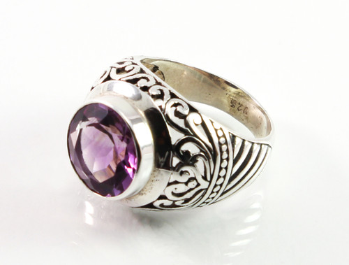 Balinese Round Shaped Amethyst Ring w/ Filigree