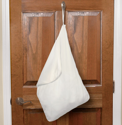 2 laundry bags per package.