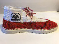 The two-toned red and white Sangobata is a stylish Mama Kea brand.