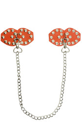 Studded leather studded pasties with D ring and detachable chain. Back of pasties is also studded. Adhesive not included.