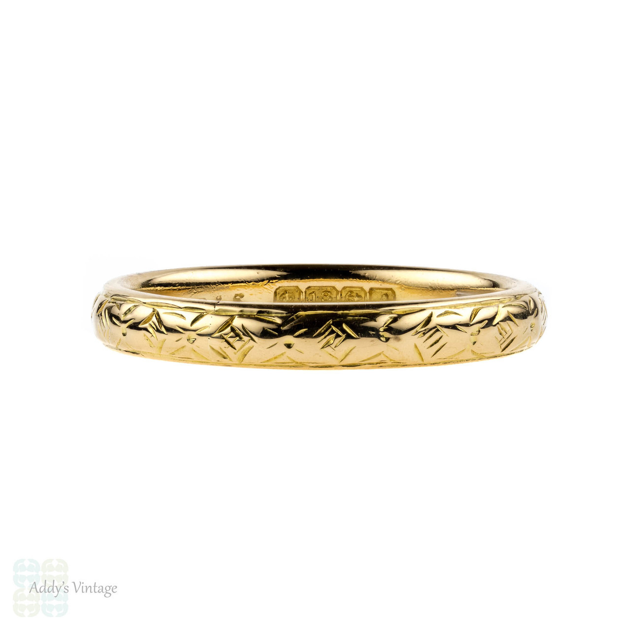 Vintage Engraved Yellow Gold  Wedding  Ring  Mid 20th 