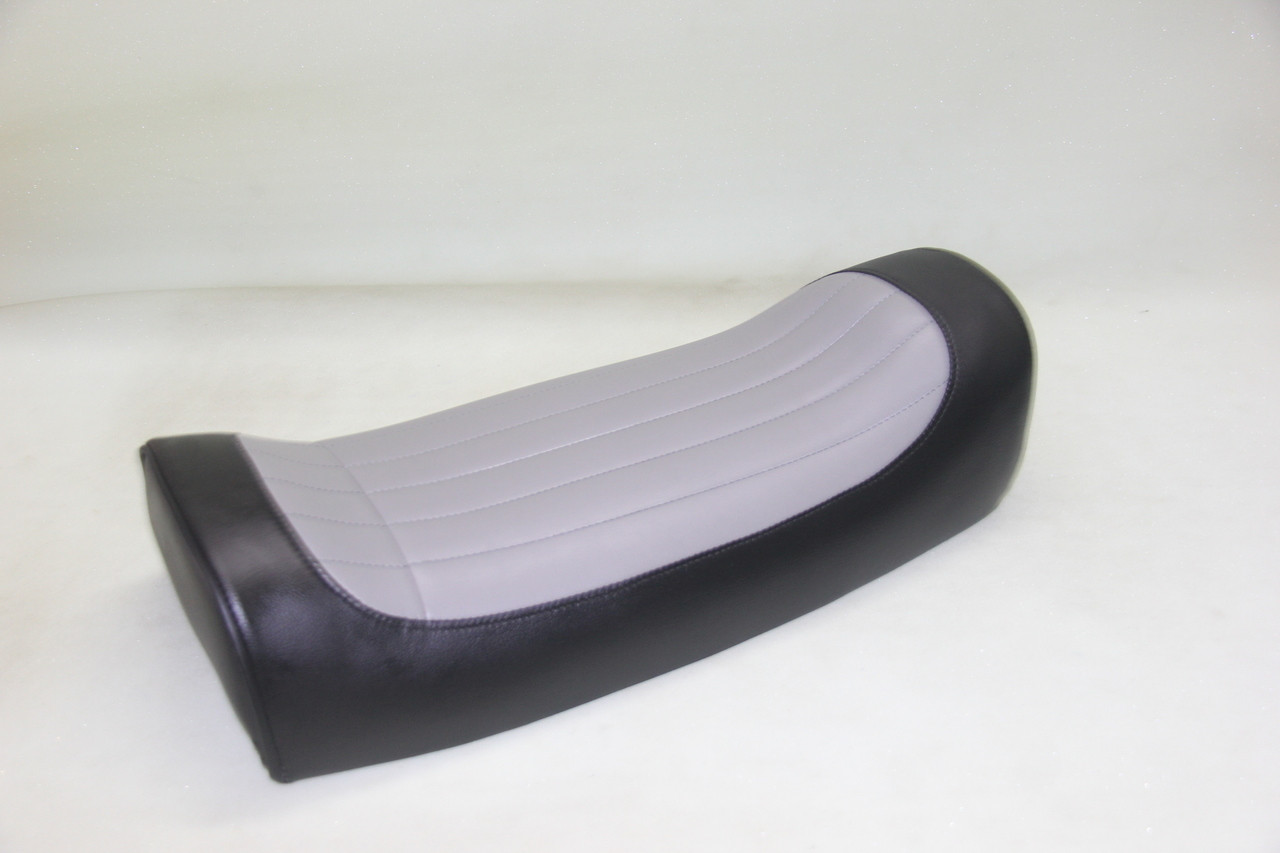 1967-1968 Honda CB72 CB77 Super Hawk Lip-style motorcycle seat