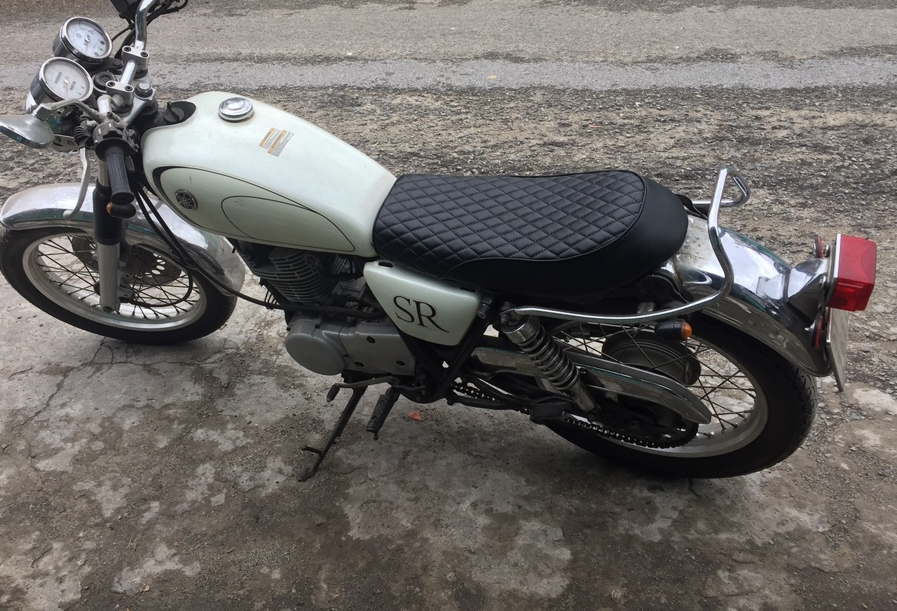 59 CM Brat style 1978 - 2008 Yamaha SR400 low profile motorcycle