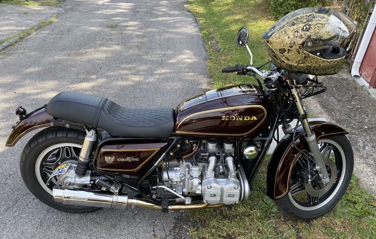 29 inches - Honda GL1100 Gold Wing Interstate Aspencade 1979