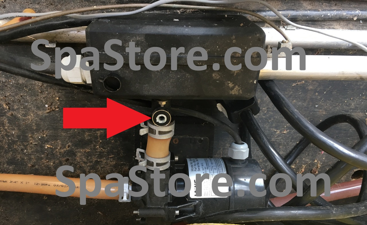 Jacuzzi® Spas Heater Hose Barb 20022015 J310,J 315, J325 Convertible
