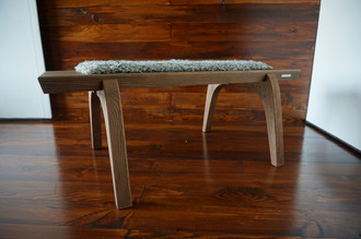 Minimalist Oak wood bench Upholstered with curly silver Scandinavian Gotland sheepskin - B0516O3