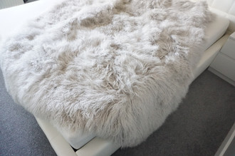 Genuine Tibetan-Mongolian Sheepskin Blanket | Luxury Bedding | Tibetan Sheepskin Blanket | Bedspread | Bed Cover | Curly Silver | Grey