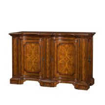 Como by Theodore Alexander