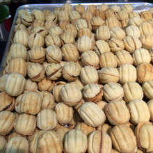 Oreshki "Sweet Nuts" Filled with Condensed Milk'