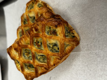 Pirozhki. Puff pastry with spinach&mozzarella