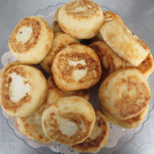 Syrniki with raisins $7.99lb (aprox. 0.22lb $1.75)