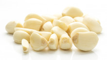Peeled Cloves of Garlic 1 LB