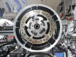 18INCH FRONT MAG WHEEL WITH ROTORS