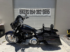 2016 Harley Davidson Street Glide CVO FLHXSE #4617