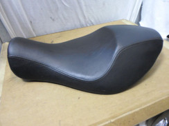 Harley-Davidson 2004 an Up Sportster Solo Seat 92/61-0067