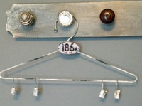 CIH206 - Farmhouse Hanger Zinc