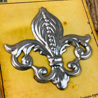 JK002 - Florence Metal Applique