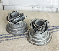 CIH245 - Flower Candle Holder - Zinc