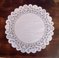 6" Doilies- Set 20