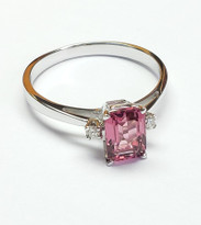  Pink Turmolin and diamond ring