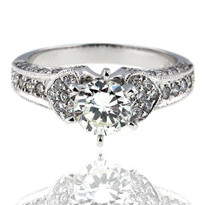 HVVS2 18kt Diamond Engagement Ring