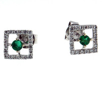 18kt White Gold Square Emerald Diamond Earring