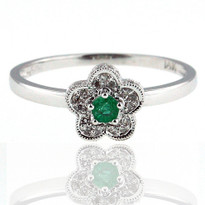 Flower Emerald Diamond Ring in 14kt White Gold