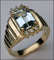 14k Aquamarine Ladies Ring
