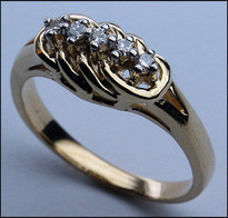 Gold and Diamond Ring, .10ct Diamond