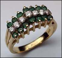 Emerald & Diamond Pyramid Ring - 1.07ct Total Weight