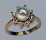 14kt Gold Cultured Pearl Ring with Diamonds