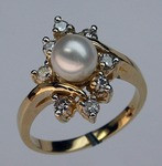 6mm Cultured Pearl and Diamond Ring