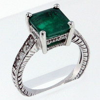 2.85ct Emerald White Gold Ring