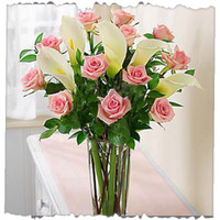 12 Pink Roses And Calla Lily Bunch