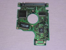 HITACHI IC25N030ATMR04-0, ATA,  MLC:H69421, PN:08K0910 PCB