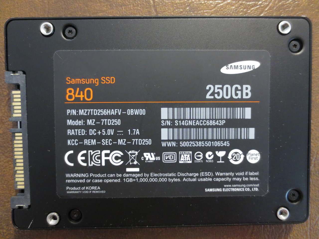 Samsung MZ-7TD250 MZ7TD256HAFV-0BW00 250gb Sata SSD - Effective Electronics
