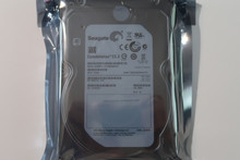 Seagate ST2000NM0033 128MB 6.0Gbps 7200rpm 512n 3.5" 2TB Sata *30 hrs of use*