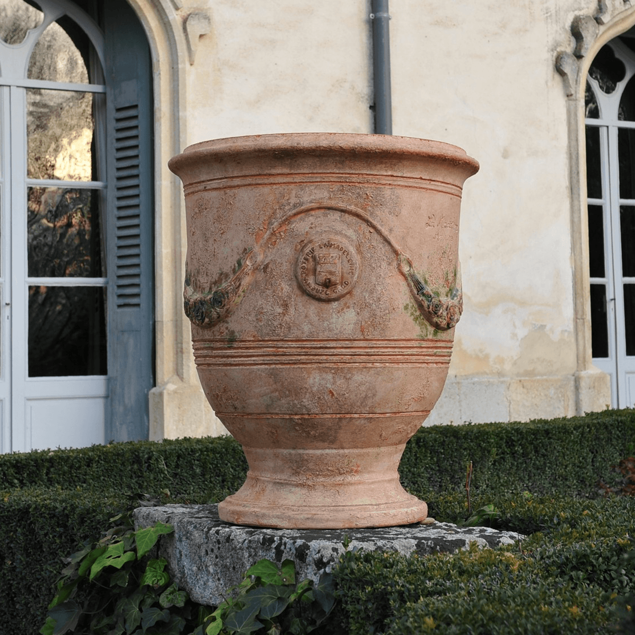Vase D'anduze Gel at Caitlyn Lavater blog