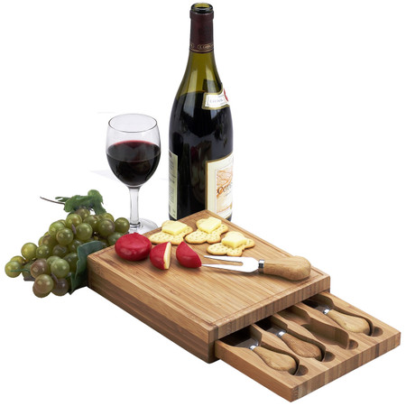 Edam Bamboo Cheese Board Set with 4 Tools