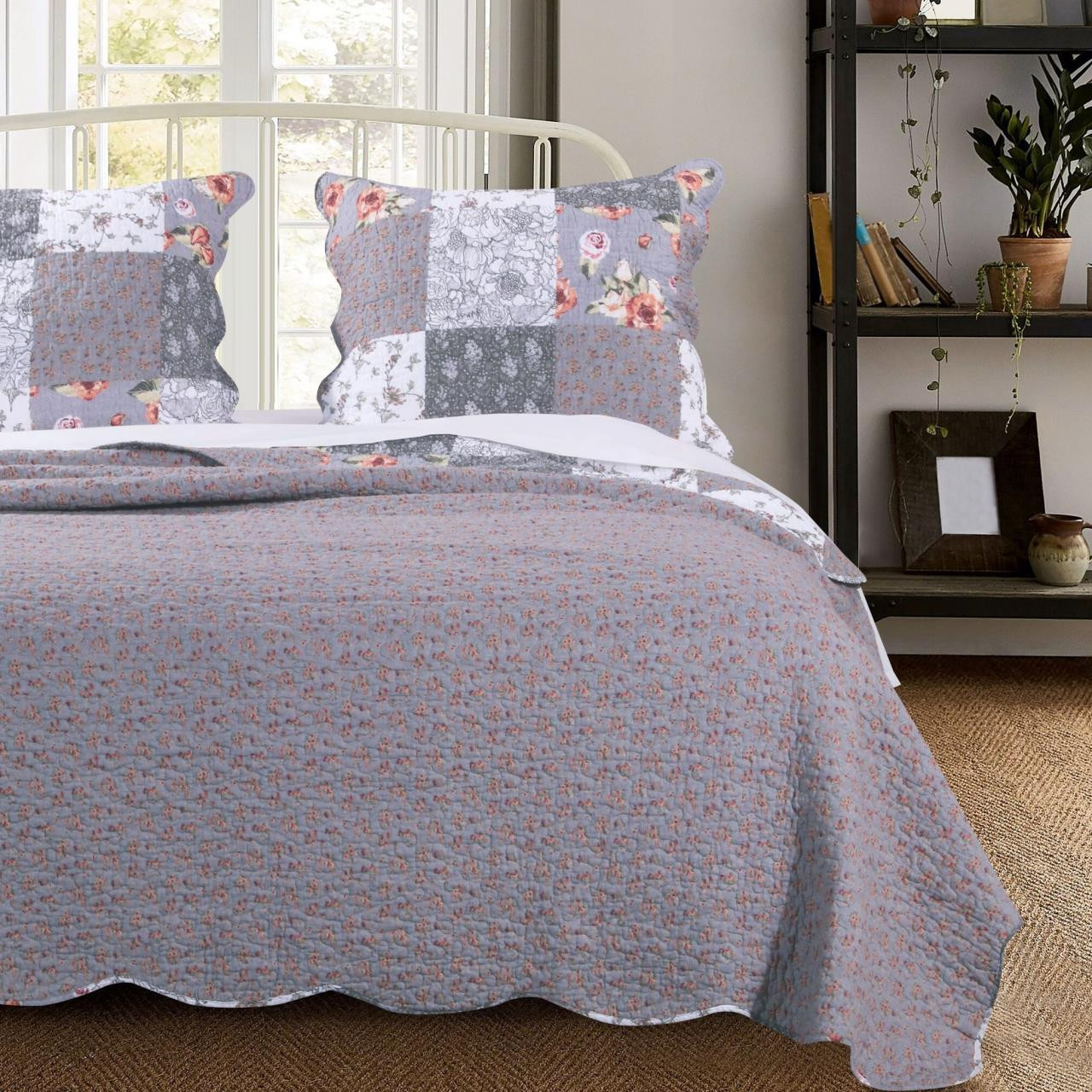 Giulia Quilt Collection -