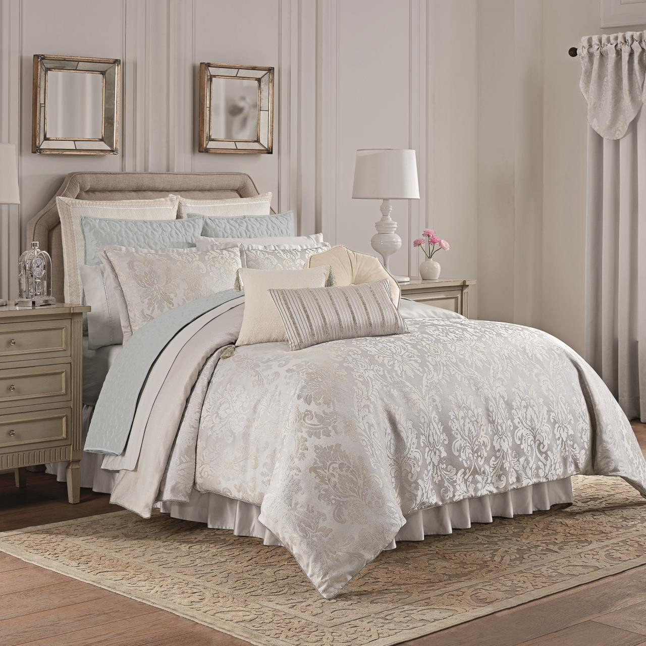 Belline Bedding Collection -