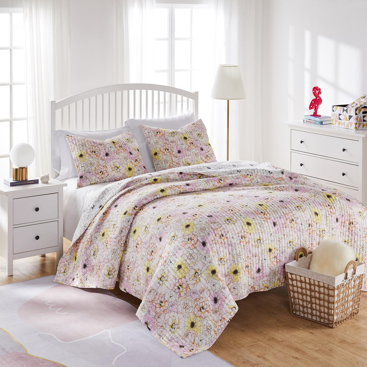 Misty Bloom Quilt Collection -