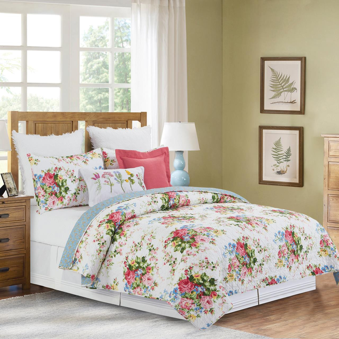 Cottage Rose Quilt Collection -