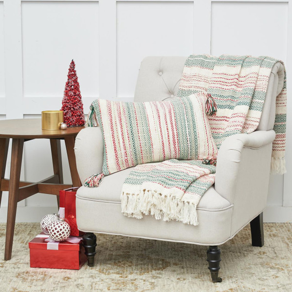 Cozy Nordic Christmas Red/Green Throw - 8246785156