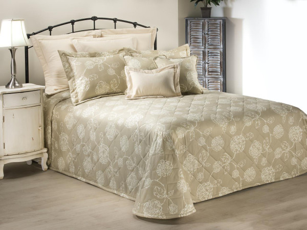 Adele Floral Bedspread Collection -