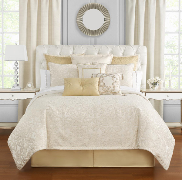Valetta Ivory 6  piece Comforter Set - 038992952021