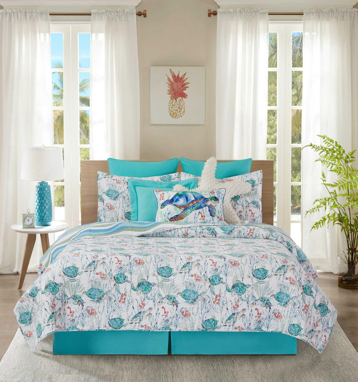 Turtle Bay Quilt Set- Full/Queen main image 0